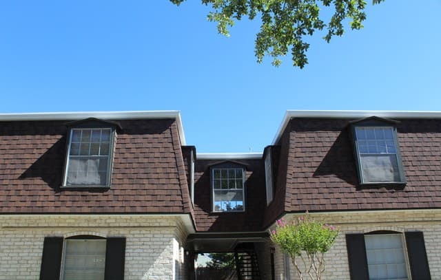 1-bedroom rental at 1045 Shook Ave Unit 113 in San Antonio TX
