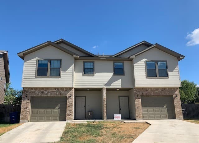 3-bedroom rental at 1302 Garden Dusk Unit 2 in San Antonio TX