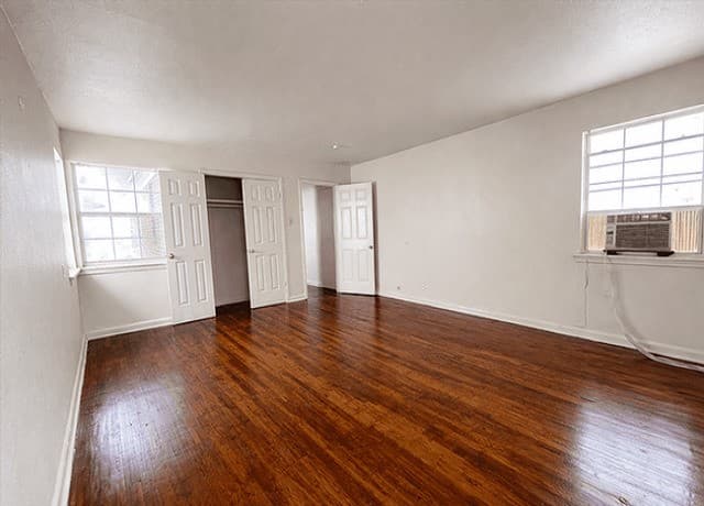 1-bedroom rental at 1511 W Woodlawn Ave Unit 3 in San Antonio, TX — photo 4