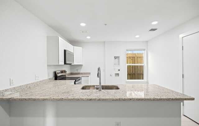 2-bedroom rental at 138 Ware Blvd Unit 1102 in San Antonio, TX — photo 5