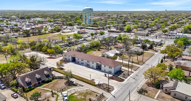 2-bedroom rental at 138 Ware Unit 1103 in San Antonio, TX — photo 5