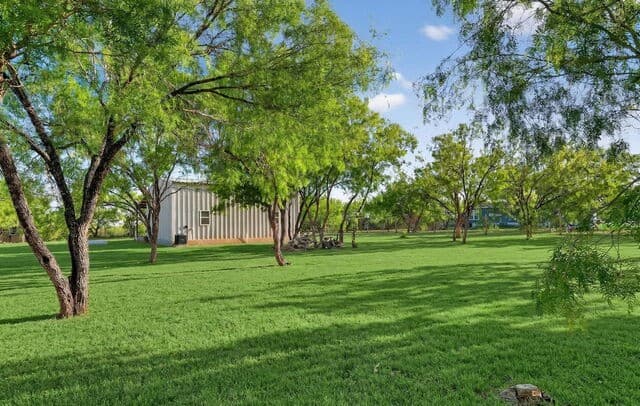 2-bedroom rental at 128 County Road 2672 in Devine, TX — photo 3
