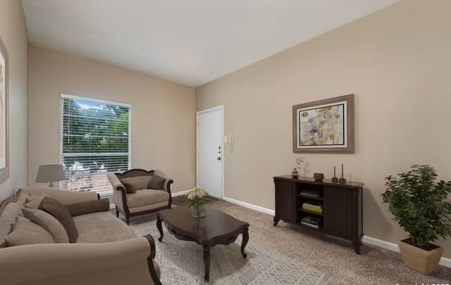 3-bedroom rental at 1819 Babcock Rd Unit 704 in San Antonio, TX — photo 5