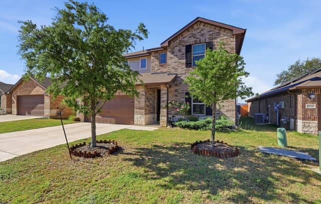 4-bedroom rental at 12108 Icon Rdg in San Antonio, TX — photo 3