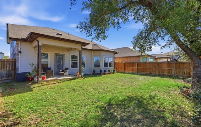 4-bedroom rental at 12108 Icon Rdg in San Antonio, TX — photo 5