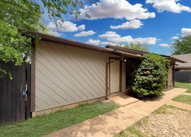 2-bedroom rental at 8869 Meadow Trace Street in San Antonio TX