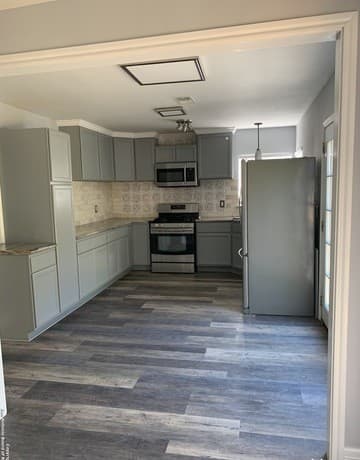 3-bedroom rental at 5731 Misty Gln in San Antonio, TX — photo 4