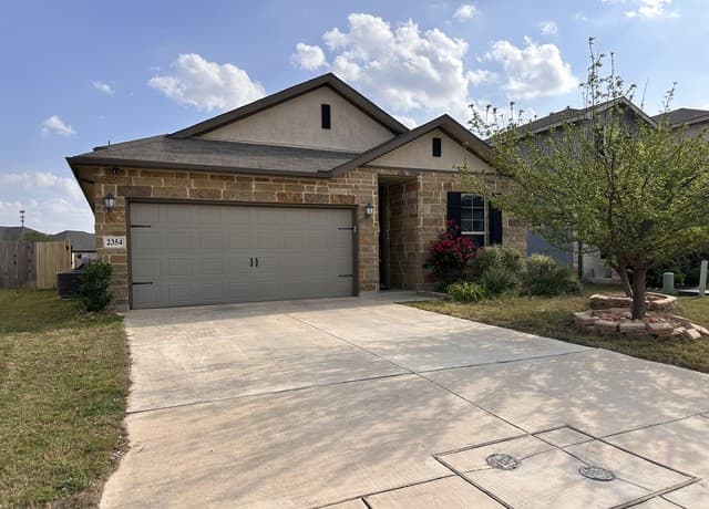 4-bedroom rental at 2354 Pesaro Point in San Antonio TX