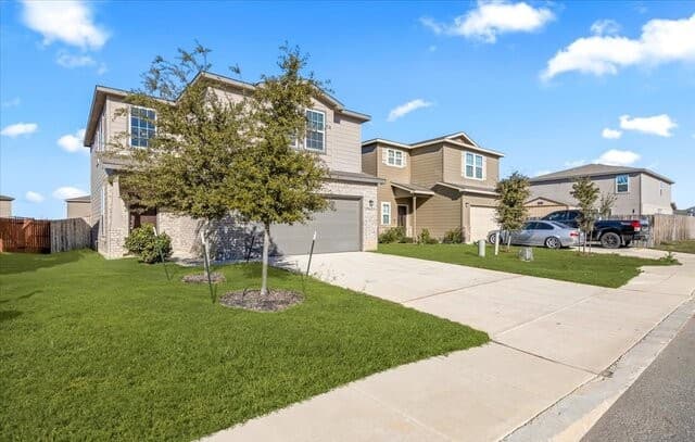 3-bedroom rental at 10623 Rayburn Landing in San Antonio, TX — photo 2
