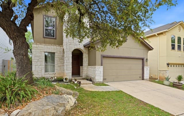 4-bedroom rental at 7518 Eagle Ledge in San Antonio, TX — photo 2