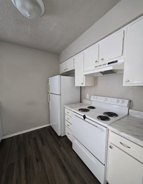2-bedroom rental at 546 Dukeway Unit 1 in Universal City, TX — photo 3