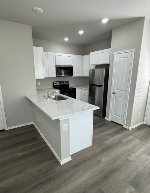 3-bedroom rental at 7818 Shetland Drive Unit 101 in San Antonio TX
