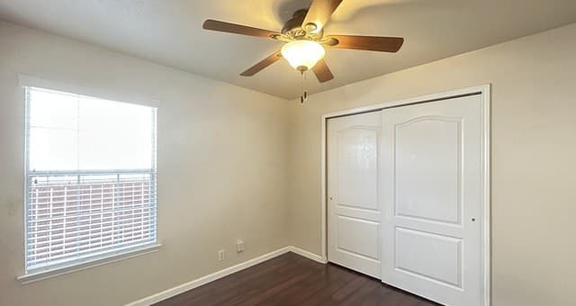 5-bedroom rental at 11155 Acuff Sta in San Antonio, TX — photo 5
