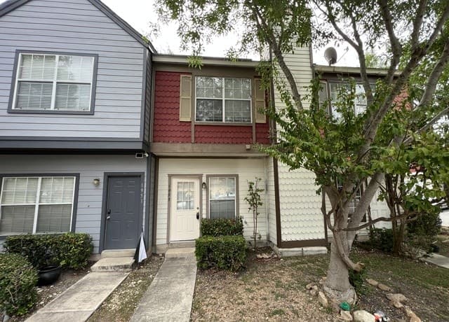 2-bedroom rental at 1953 Budding Blvd in San Antonio TX