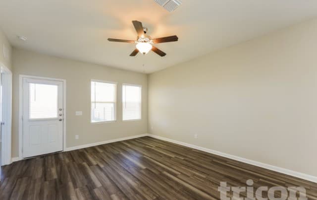 3-bedroom rental at 7435 Guadalupe Peak in San Antonio, TX — photo 5
