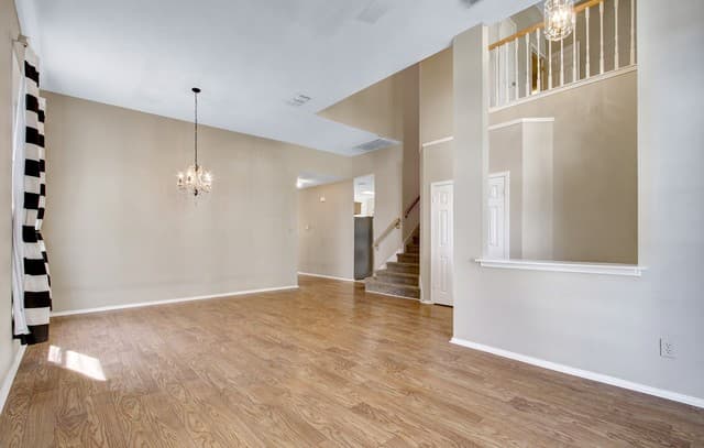 3-bedroom rental at 6438 Lost Holly in San Antonio, TX — photo 5