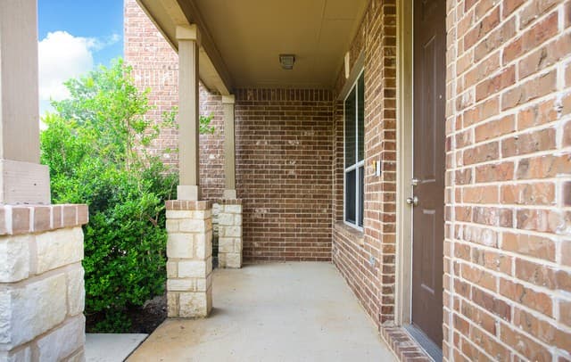 3-bedroom rental at 11014 Colt Isle in San Antonio, TX — photo 5