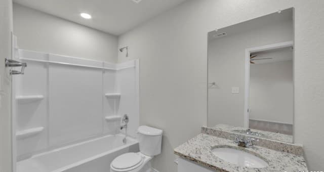 3-bedroom rental at 9034 Glen Shadow Unit 33 in San Antonio, TX — photo 4