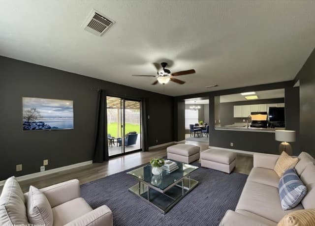 3-bedroom rental at 14443 Mountainside Ridge in San Antonio, TX — photo 3