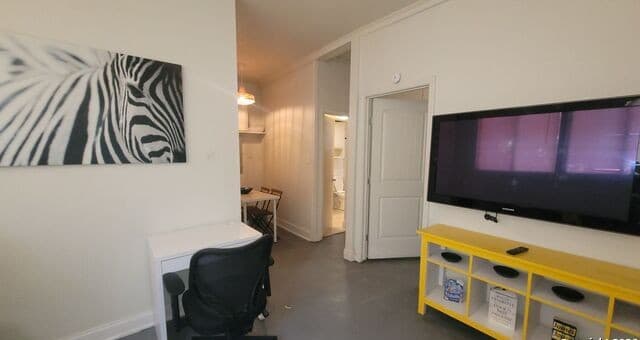 1-bedroom rental at 128 Saint Francis Unit 3 in San Antonio, TX — photo 4