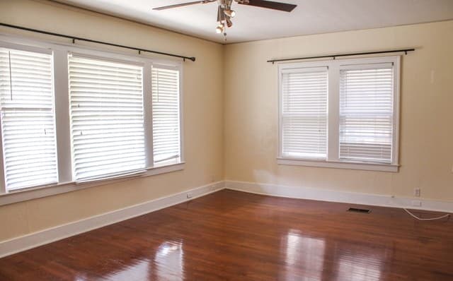 2-bedroom rental at 311 E Rosewood Unit 102 in San Antonio, TX — photo 4