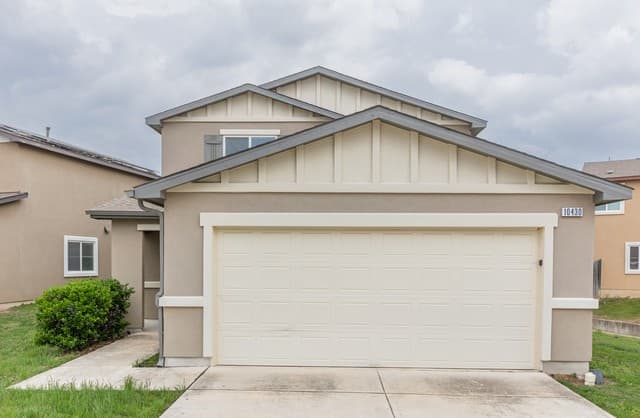 3-bedroom rental at 10430 Legacy Cove in San Antonio TX
