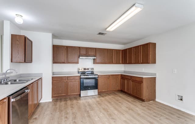 3-bedroom rental at 3410 Sherwin in Schertz, TX — photo 5