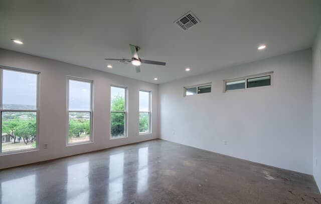 4-bedroom rental at 714 Misty Water Ln in San Antonio, TX — photo 5
