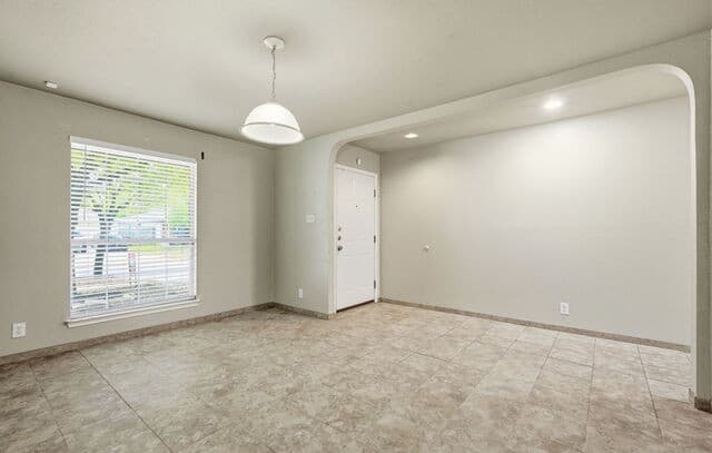 3-bedroom rental at 10603 Appaloosa Bay in San Antonio, TX — photo 4