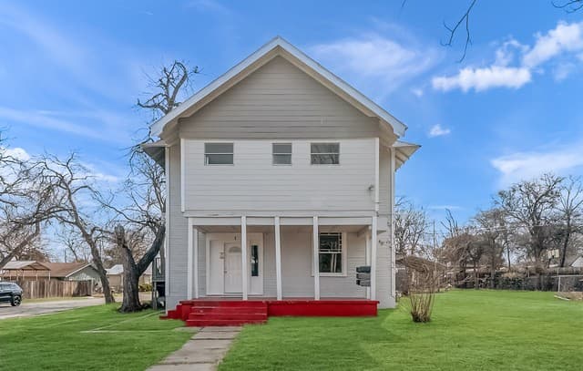 2-bedroom rental at 146 Fairview Unit 1 in San Antonio TX