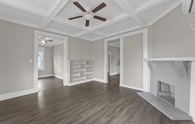 2-bedroom rental at 146 Fairview Unit 1 in San Antonio, TX — photo 5