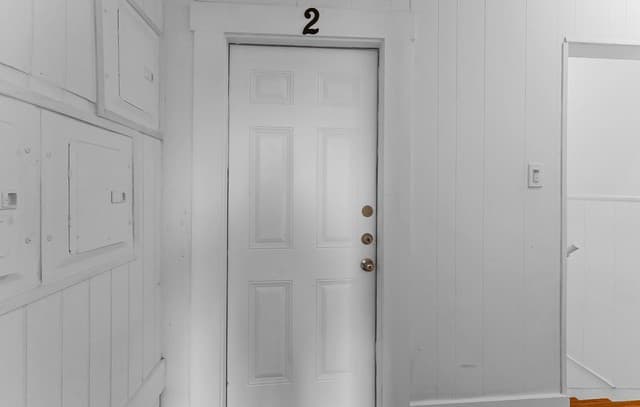 1-bedroom rental at 146 Fairview Unit 2-3 in San Antonio, TX — photo 4