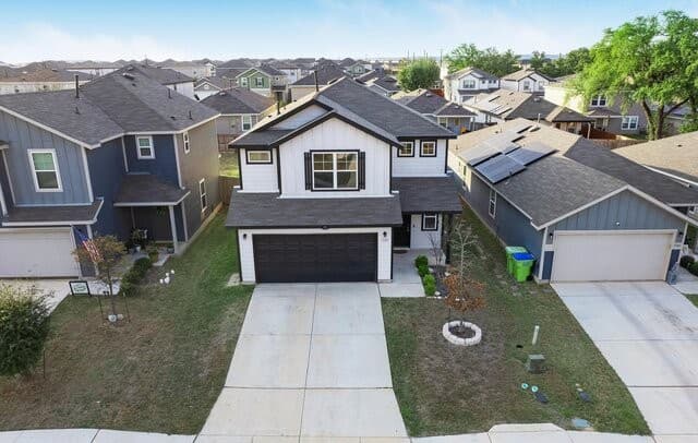 4-bedroom rental at 7337 Storms End in San Antonio, TX — photo 3