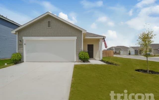 3-bedroom rental at 14319 Palm Ridge in San Antonio TX