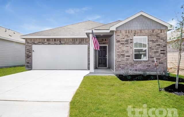 3-bedroom rental at 14355 Gunsight Pass in San Antonio TX