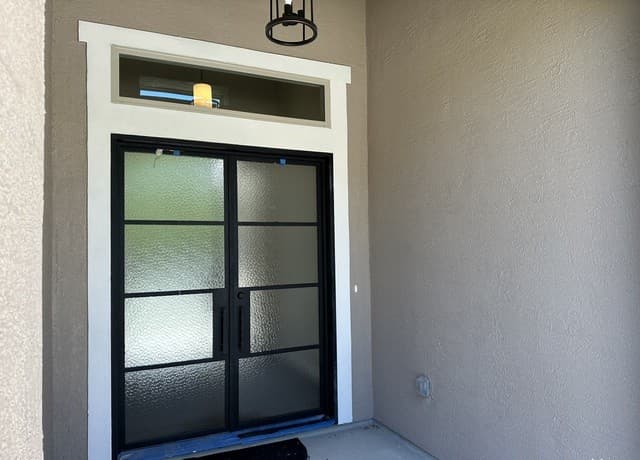 4-bedroom rental at 6014 Covers Cove in Cibolo, TX — photo 3