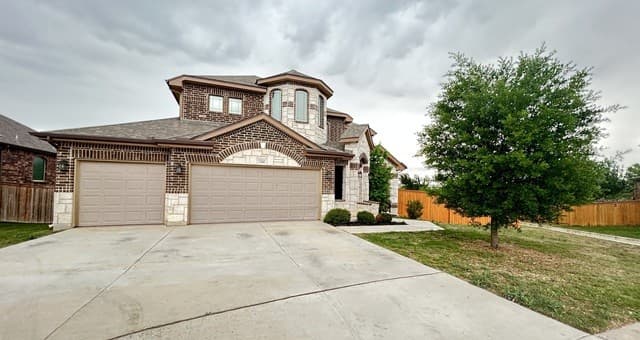4-bedroom rental at 13403 Fowler Rdg in San Antonio, TX — photo 2