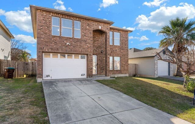 3-bedroom rental at 7038 Cole Creek in Converse, TX — photo 2