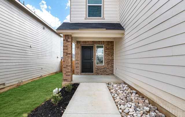 3-bedroom rental at 11732 Red Pheasant in San Antonio, TX — photo 2