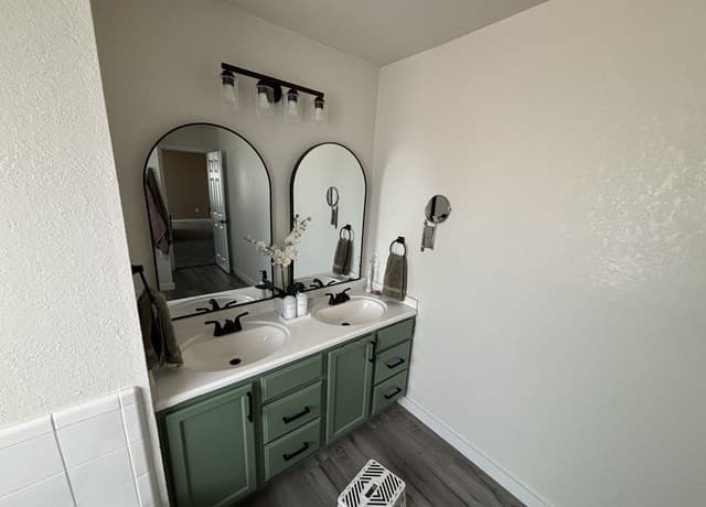 3-bedroom rental at 108 Gatewood Clf in Cibolo, TX — photo 3