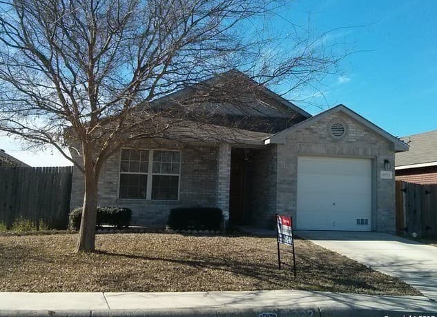 3-bedroom rental at 10722 Shaenpath in San Antonio TX