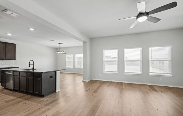 4-bedroom rental at 9335 Nubuck Br in Converse, TX — photo 4