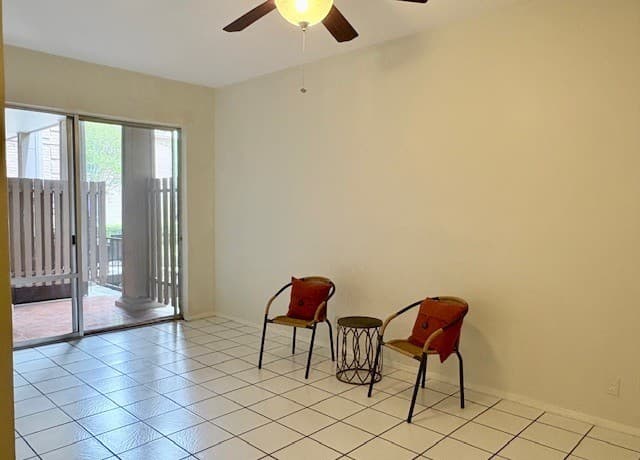 1-bedroom rental at 7709 Broadway Unit 103 in San Antonio, TX — photo 3