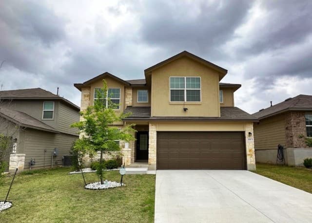 5-bedroom rental at 14079 Mudstone in San Antonio TX