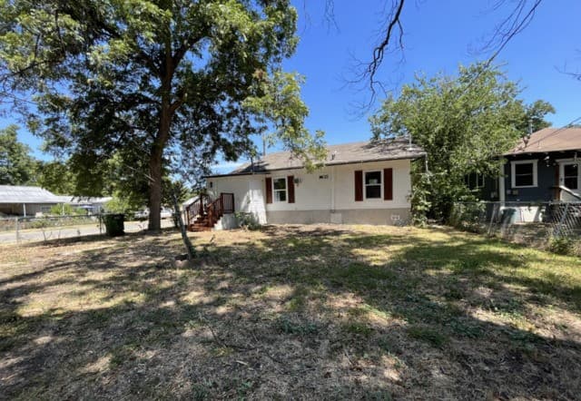 3-bedroom rental at 146 Isabel in San Antonio, TX — photo 4