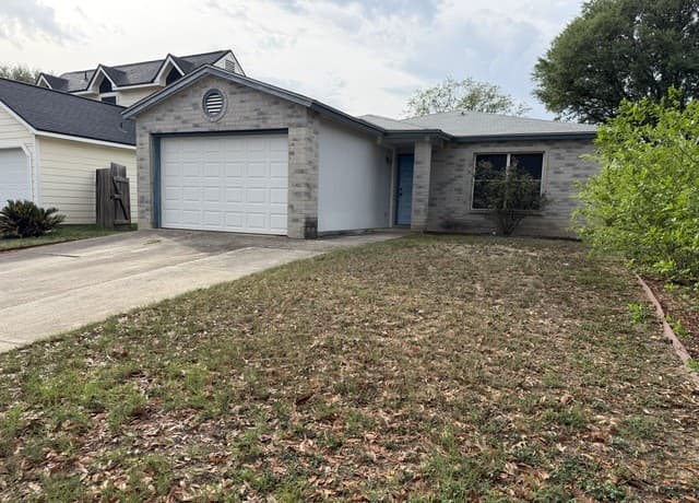 3-bedroom rental at 7643 Chatsworth in San Antonio, TX — photo 2