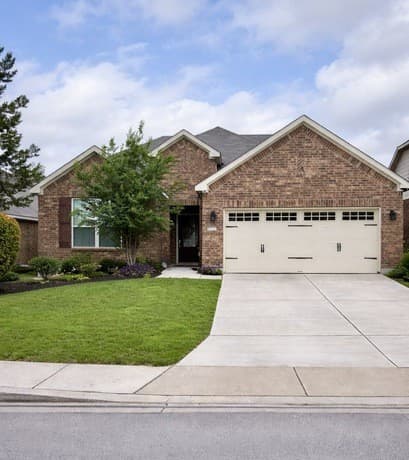 3-bedroom rental at 10811 Yaupon Holly in Helotes, TX — photo 2