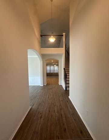 3-bedroom rental at 10811 Yaupon Holly in Helotes, TX — photo 3