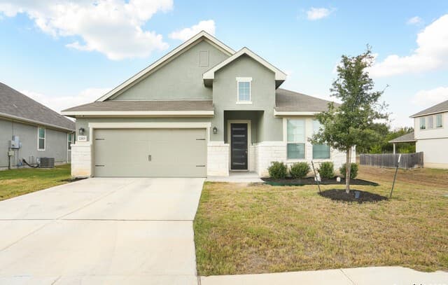3-bedroom rental at 12819 Aikman in San Antonio TX