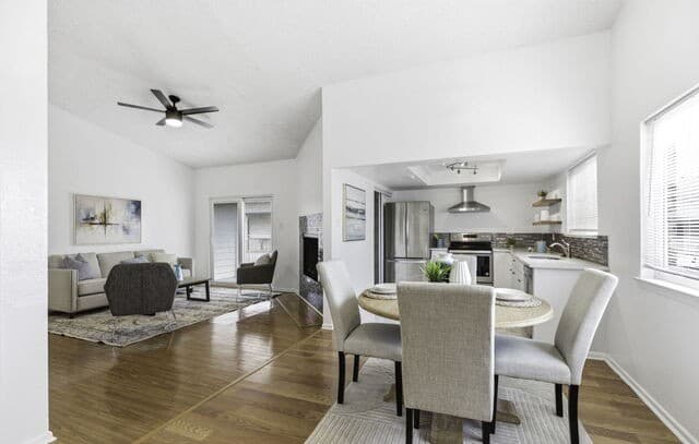 2-bedroom rental at 318 Harmony Unit 318 in San Antonio, TX — photo 2